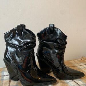 Cape Robbin Cowgirl Shiny Black Heeled Boots